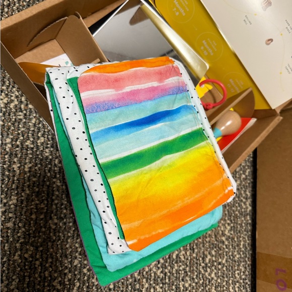 Lovevery Charmer Play Kit - Picture 6 of 11